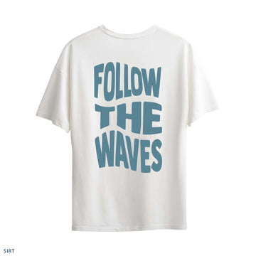 Oversize T-Shirt "Follow the Waves"